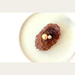 N�ddegelato iskage (Smagen af Ferrero Rocher)